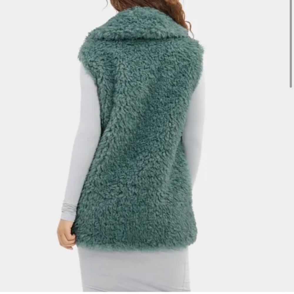UGG TAMMIE FAUX FUR VEST GREEN Teddy Fluffy Oversized XL - Picture 4 of 8
